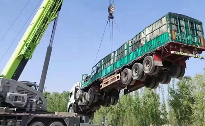 大石桥道路脱困救援案例